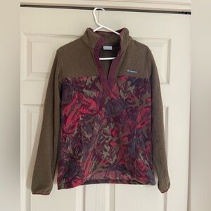COLUMBIA SWEATER